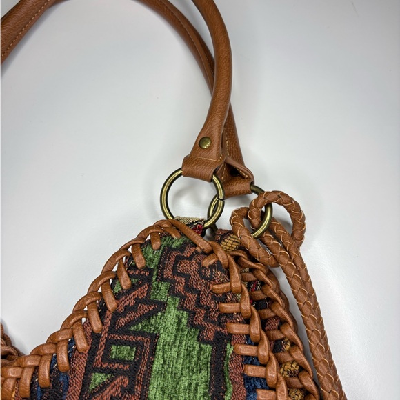 Tapestry Style Multicolor Shoulder Bag with Ethnic Patterns Tassels Braided - Picture 2 of 9